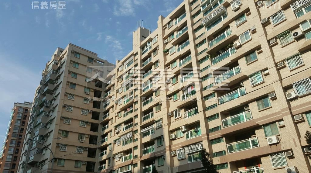 京典社區外觀及周邊環境