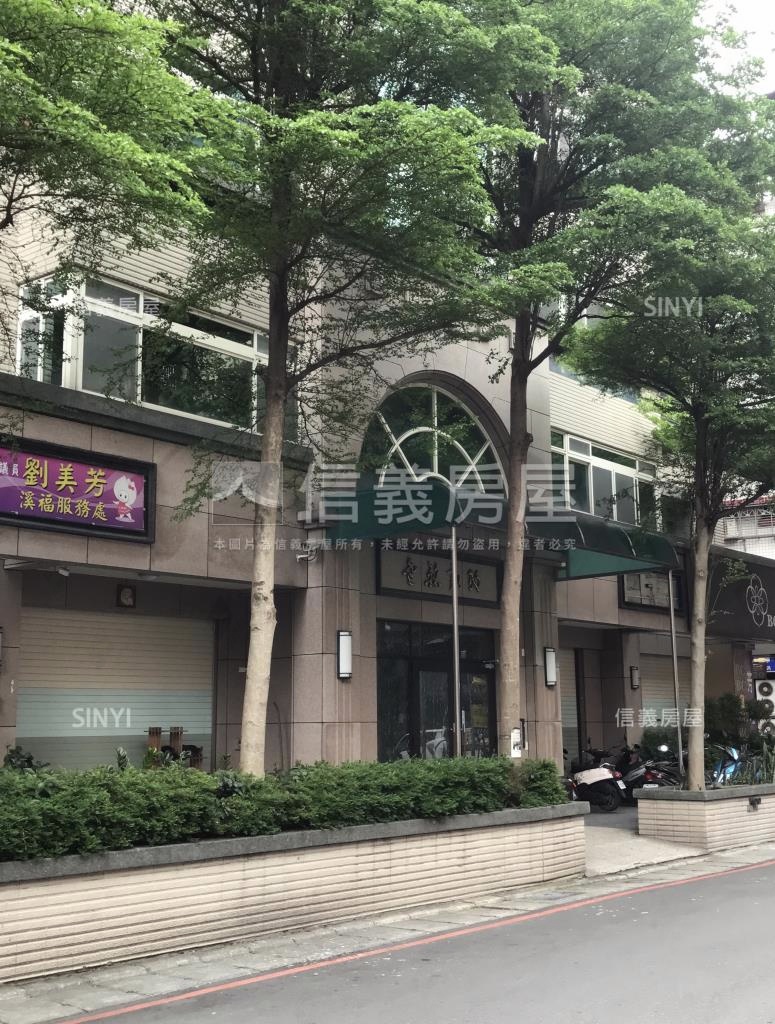 金銘豪邸社區外觀及周邊環境