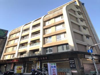 民峰峰閣