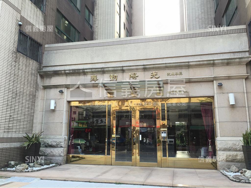 微風特區社區外觀及周邊環境