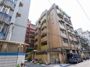 松柏居
