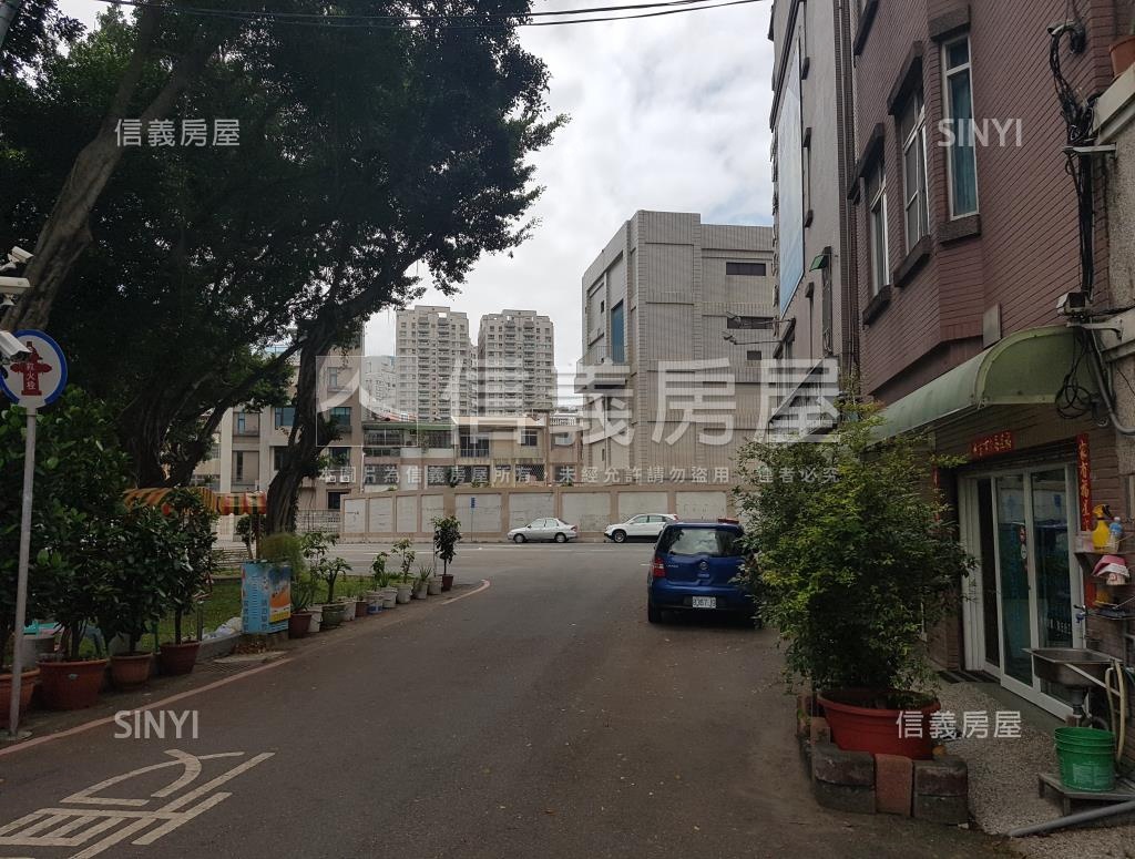 富豪城堡社區外觀及周邊環境