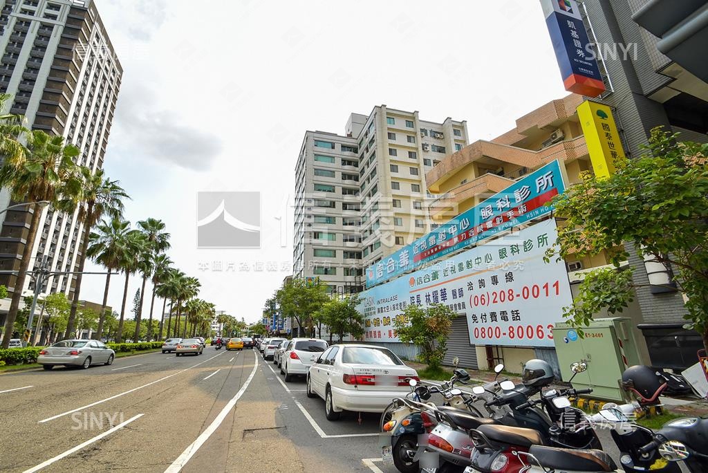 翰林福居社區外觀及周邊環境
