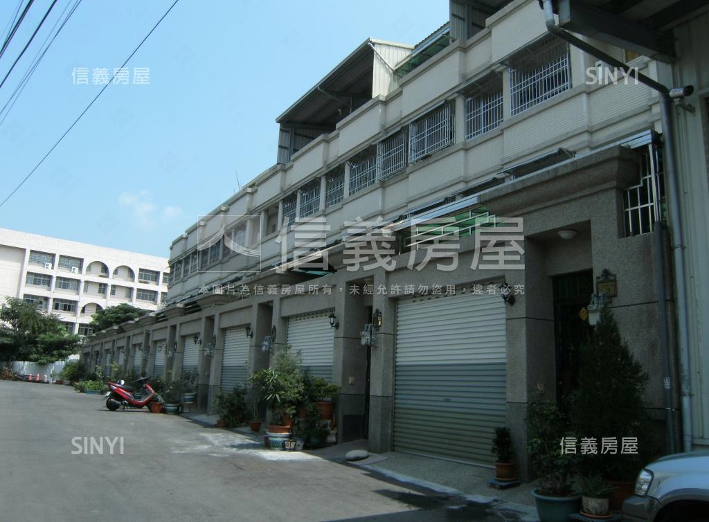 宏采新光社區外觀及周邊環境
