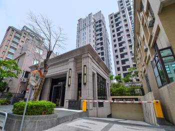 富宇富玉