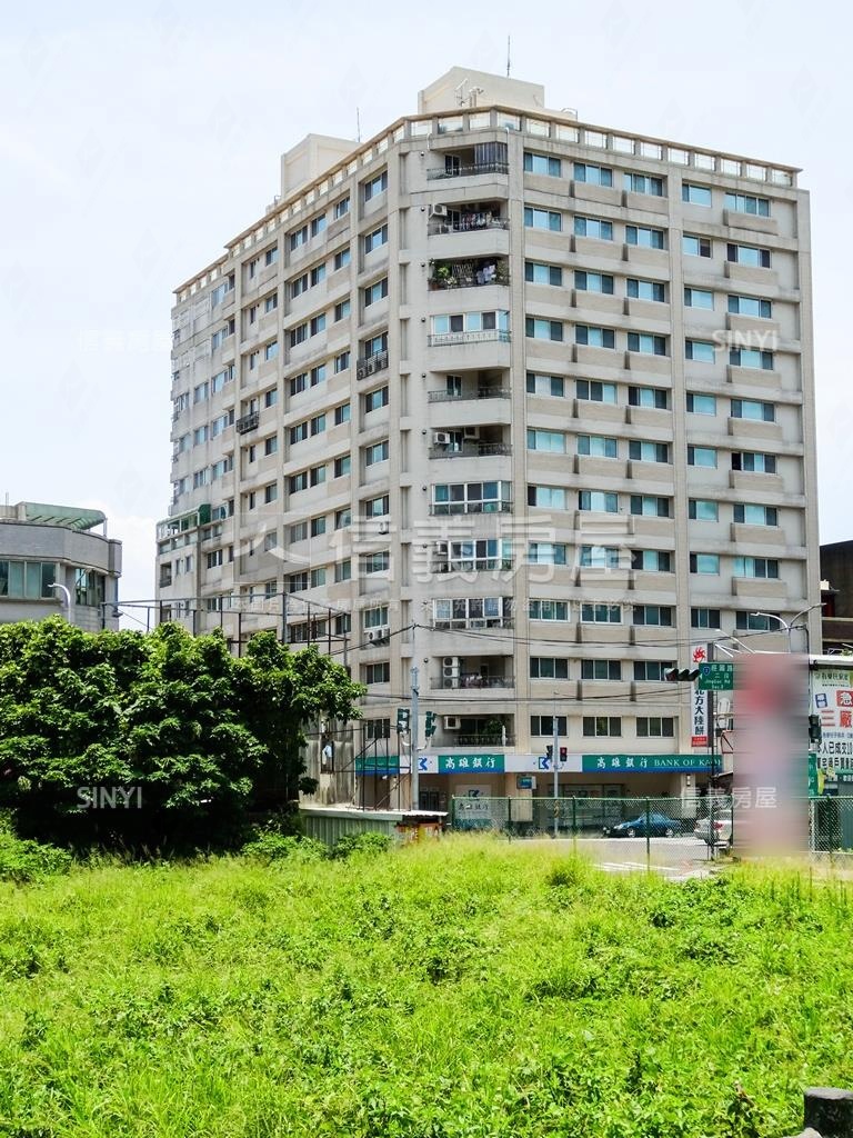 陽光臻品社區外觀及周邊環境