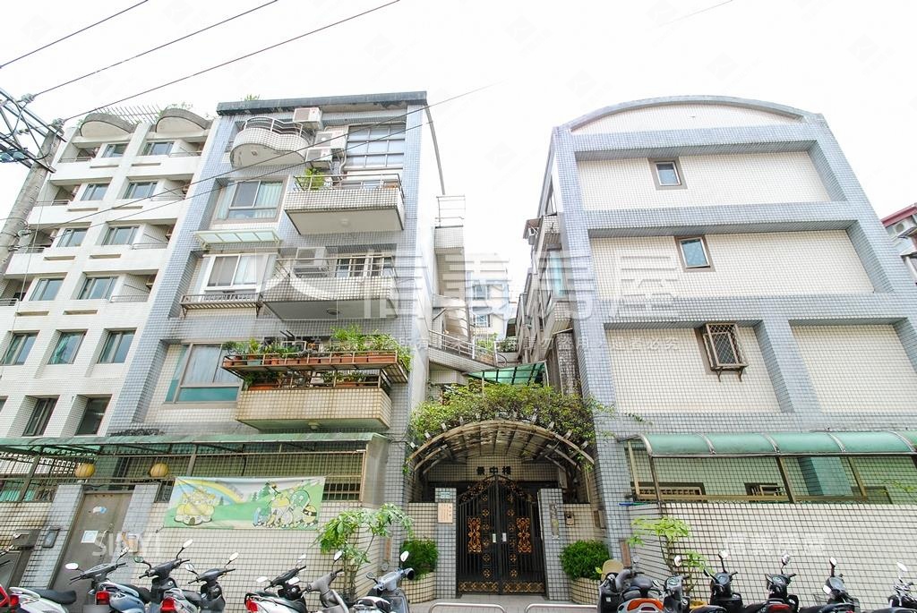 冠德景中樓(陽光街68巷)社區外觀及周邊環境
