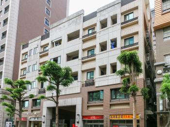 臻寶