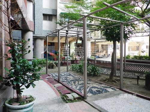 御京鄉社區外觀及周邊環境