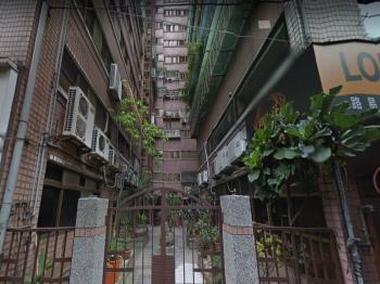 捷運新宿