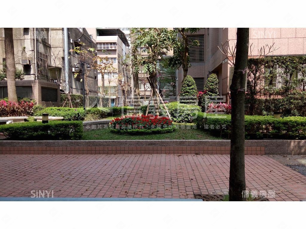 新光花廣-伯園社區外觀及周邊環境