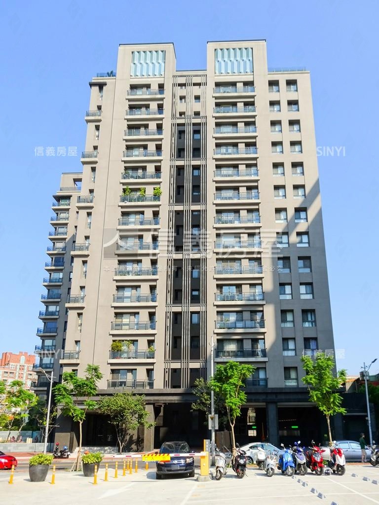 喬立有容社區外觀及周邊環境