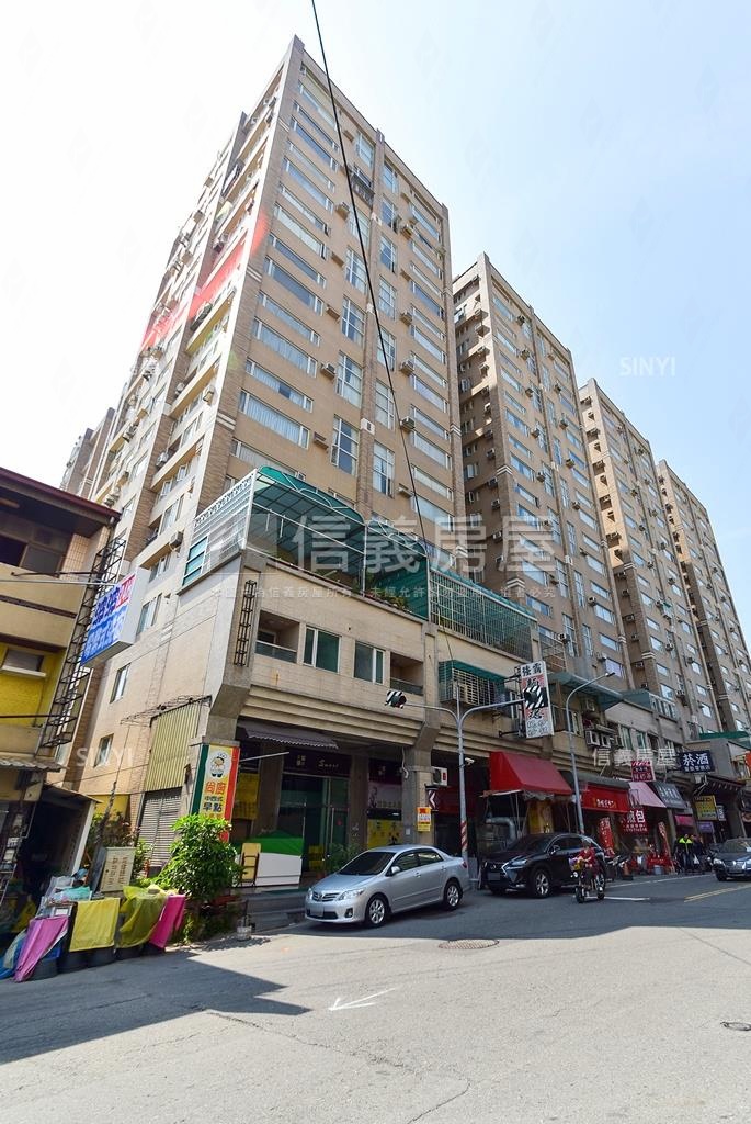 摩登社區外觀及周邊環境