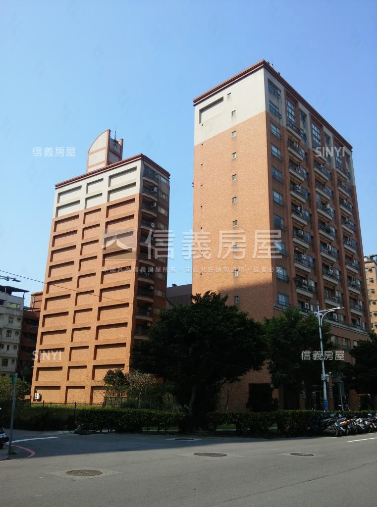 陽光新苑社區外觀及周邊環境
