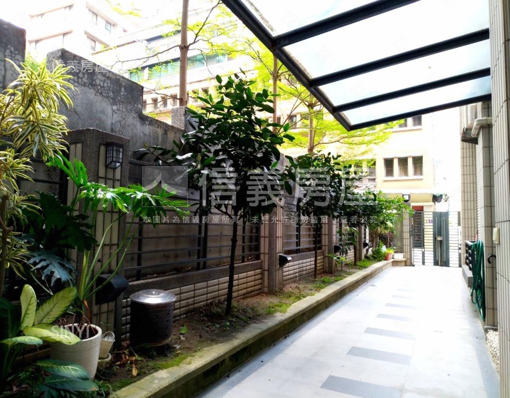 光明路106巷26號華廈社區外觀及周邊環境
