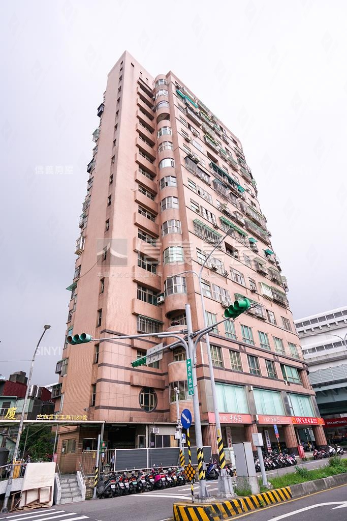 帝國大道社區外觀及周邊環境