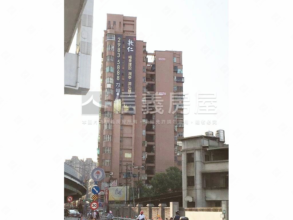 帝國大道社區外觀及周邊環境