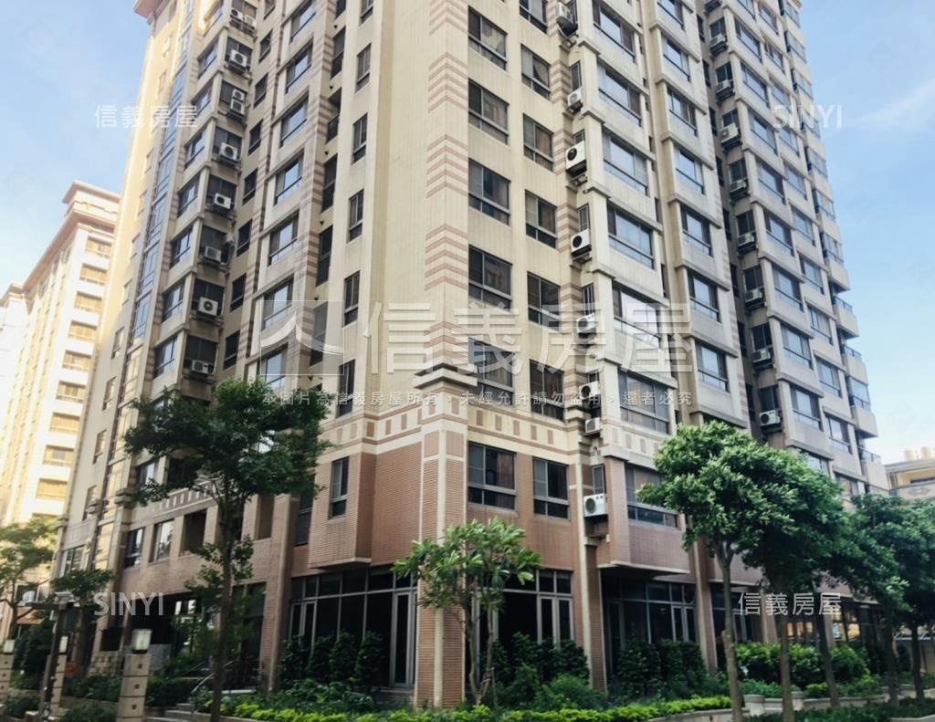 太子鳳凰城B座社區外觀及周邊環境
