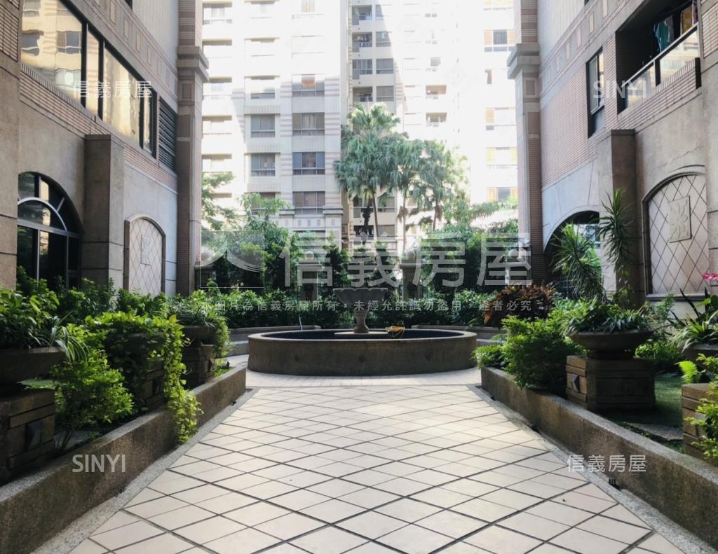 太子鳳凰城B座社區外觀及周邊環境