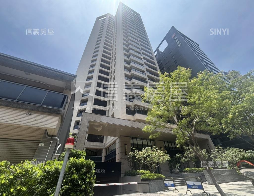 鼎宇美術愛河社區外觀及周邊環境
