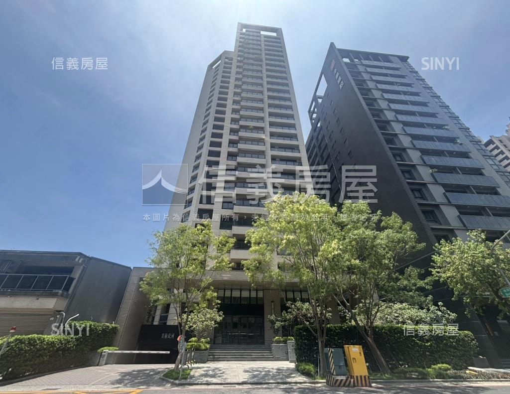 鼎宇美術愛河社區外觀及周邊環境