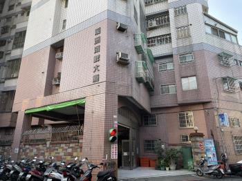 溪洲河畔大廈