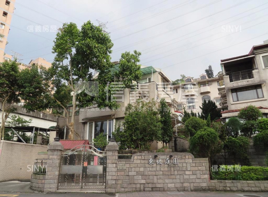 東坡庭園社區外觀及周邊環境