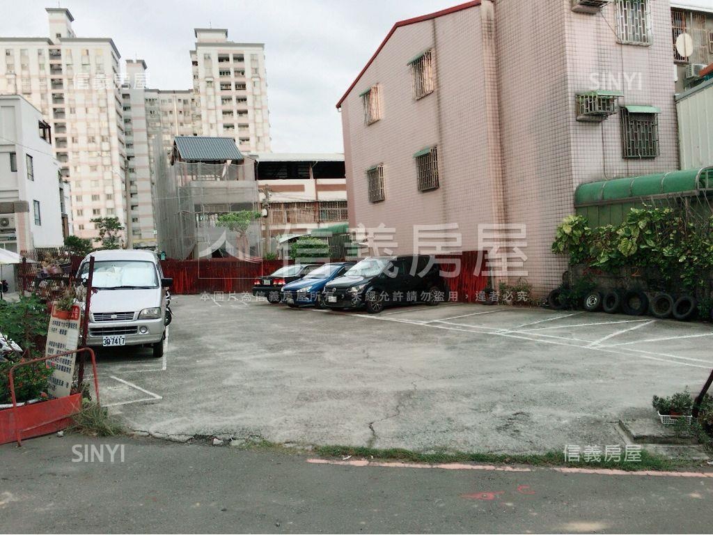 大台中華城社區外觀及周邊環境