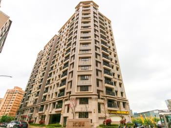 仁愛富