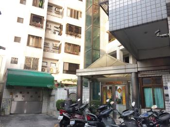 富豪名門