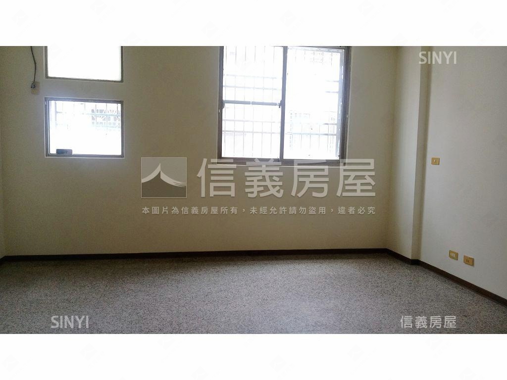 龍莊社區外觀及周邊環境