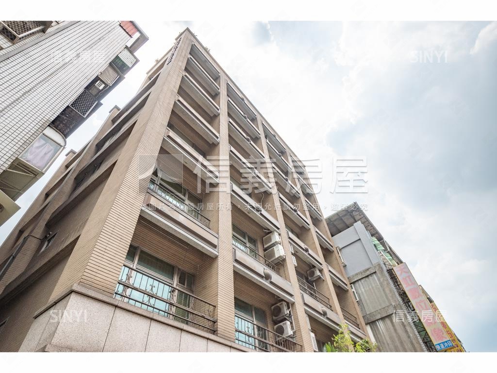 臺大宸市社區外觀及周邊環境