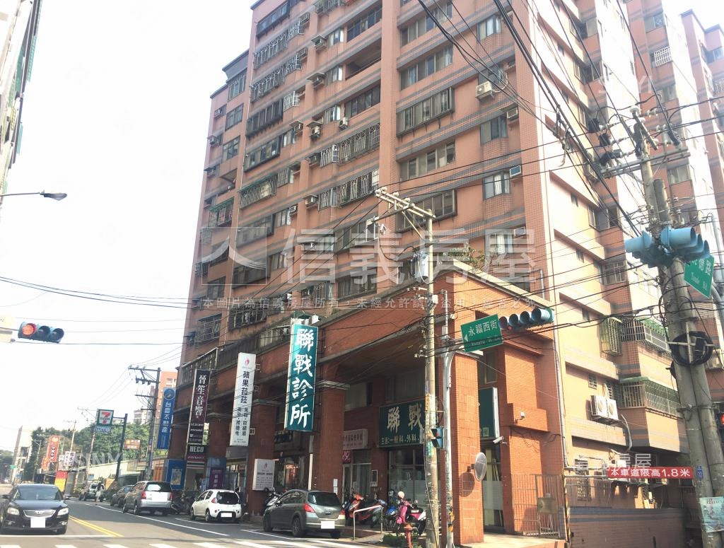 鴻莊社區外觀及周邊環境