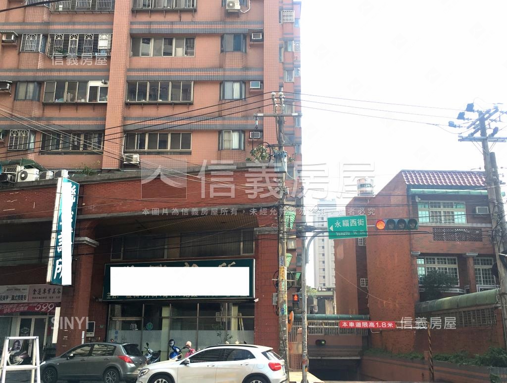 鴻莊社區外觀及周邊環境