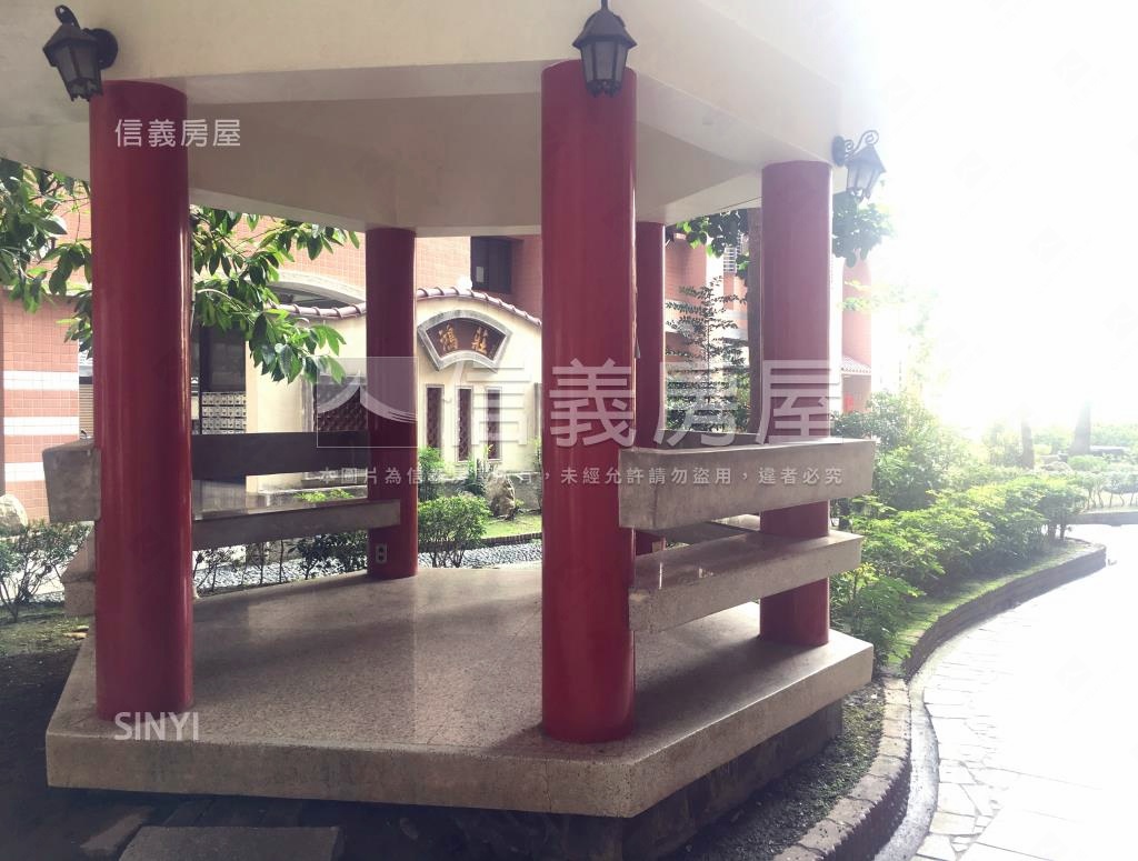 鴻莊社區外觀及周邊環境