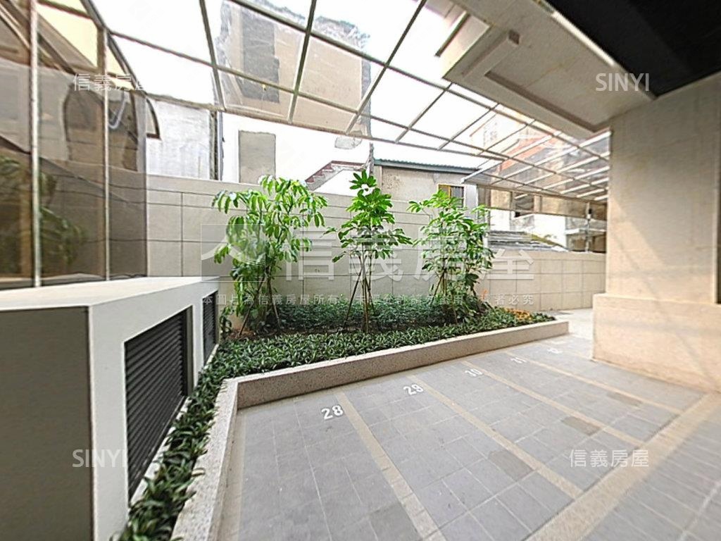 金凡斯社區外觀及周邊環境