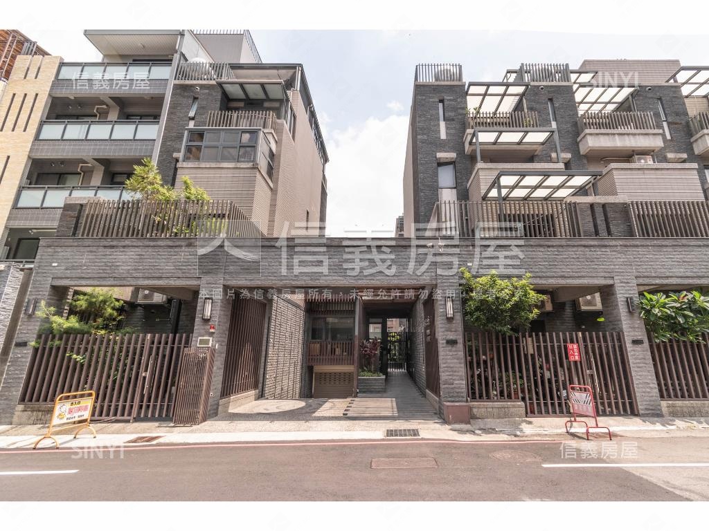 國境之南社區外觀及周邊環境