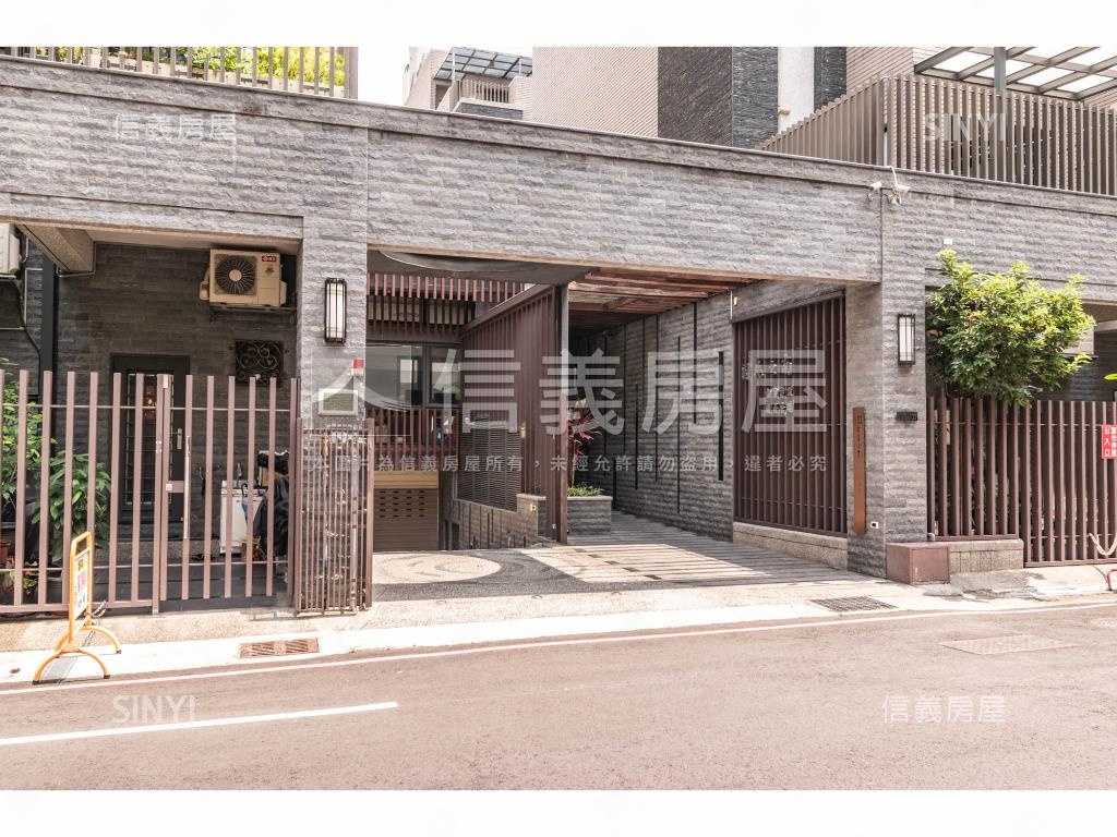 國境之南社區外觀及周邊環境