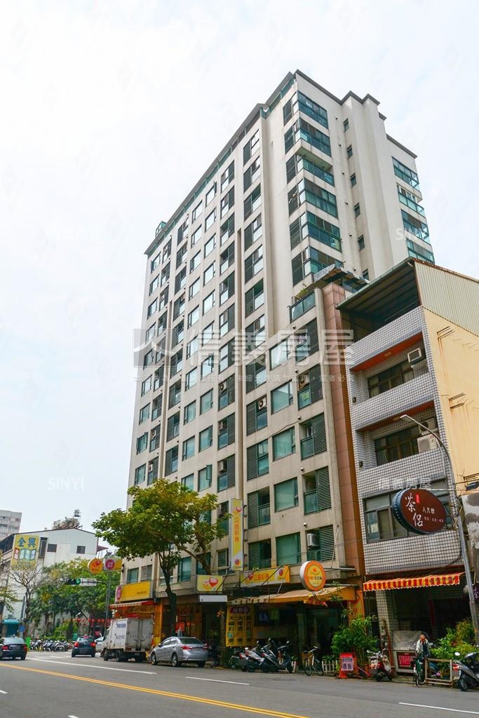 荷風麗品社區外觀及周邊環境