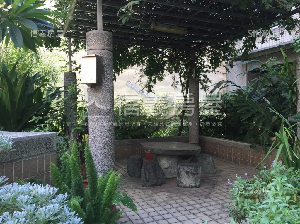 荷風麗品社區外觀及周邊環境