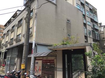 智富館