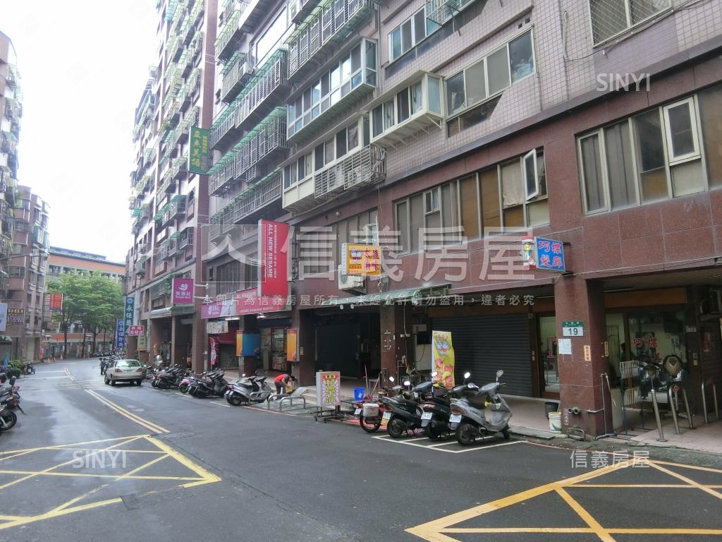 隆潤金鑽社區外觀及周邊環境
