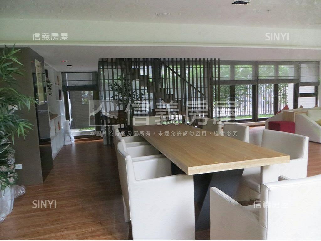 皇勝秀鼎社區外觀及周邊環境