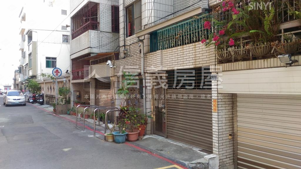 華樹洛城名園社區外觀及周邊環境