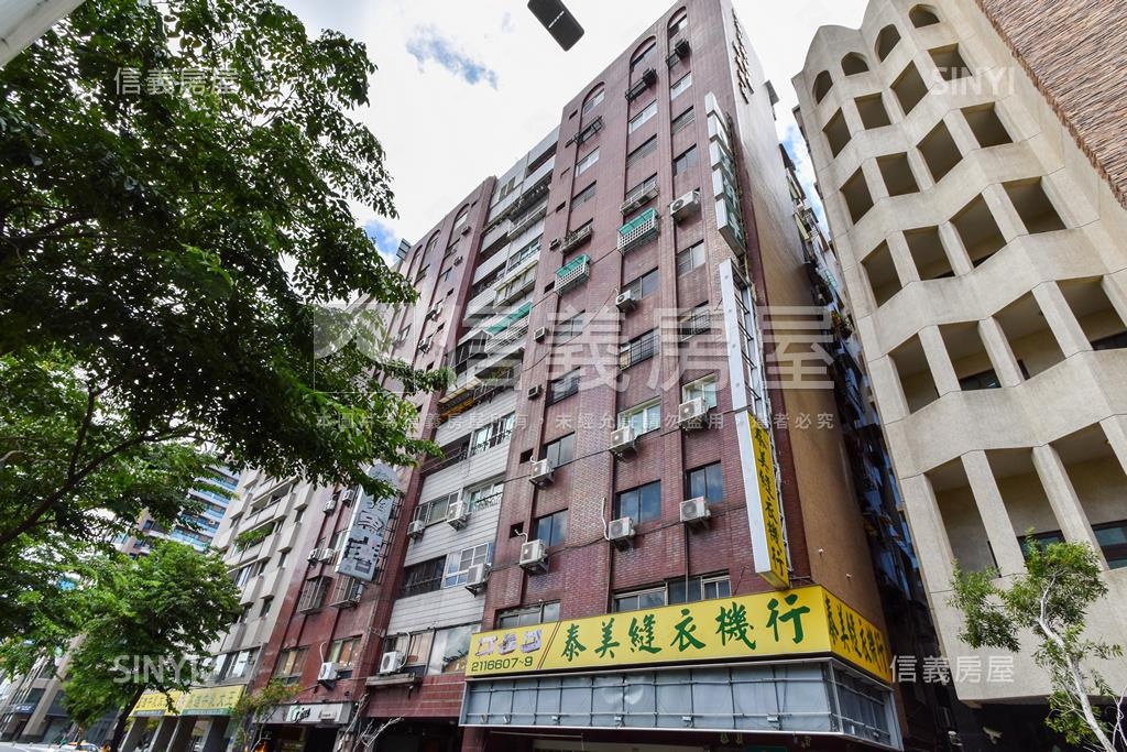 國賓狀元名廈社區外觀及周邊環境