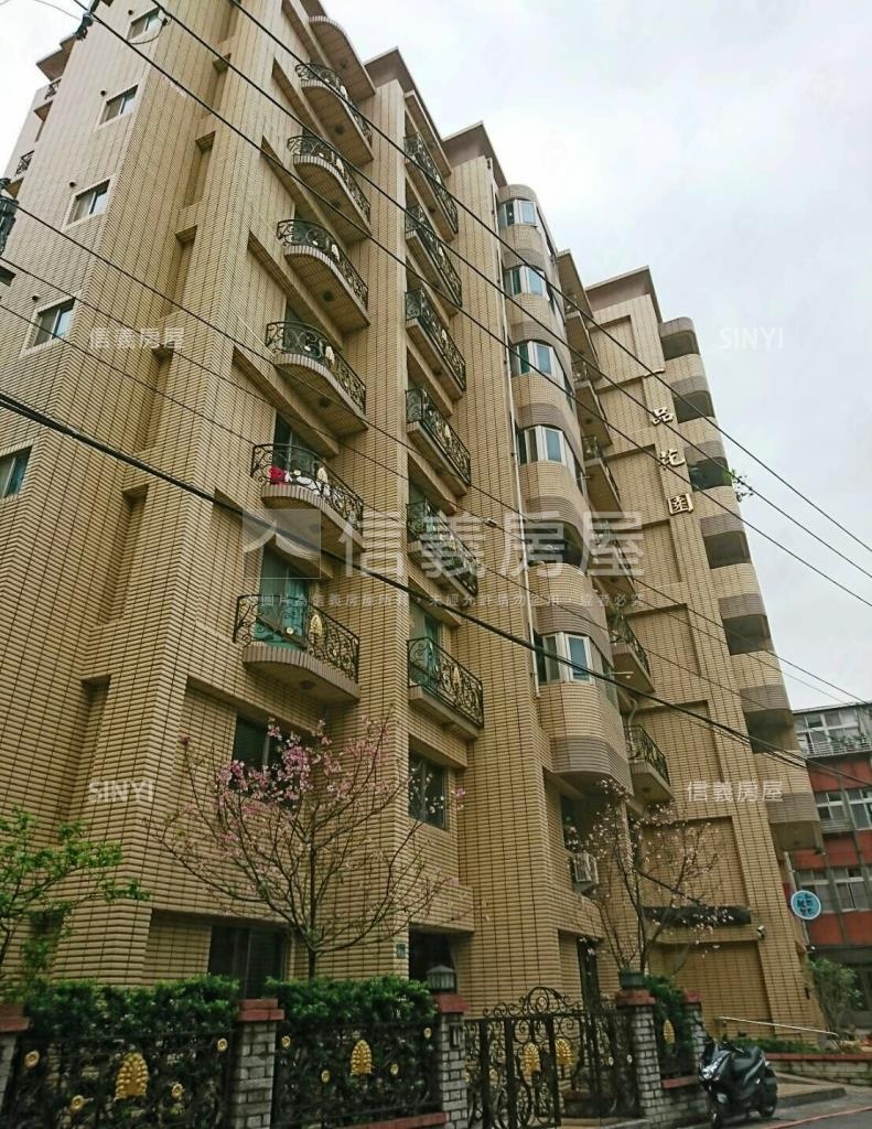 一品花園社區外觀及周邊環境