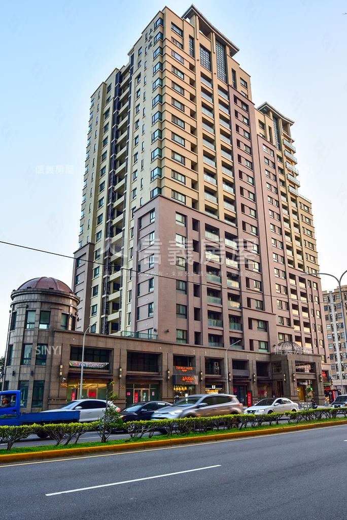 上品院社區外觀及周邊環境