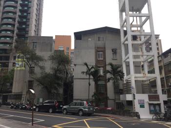 天母新村