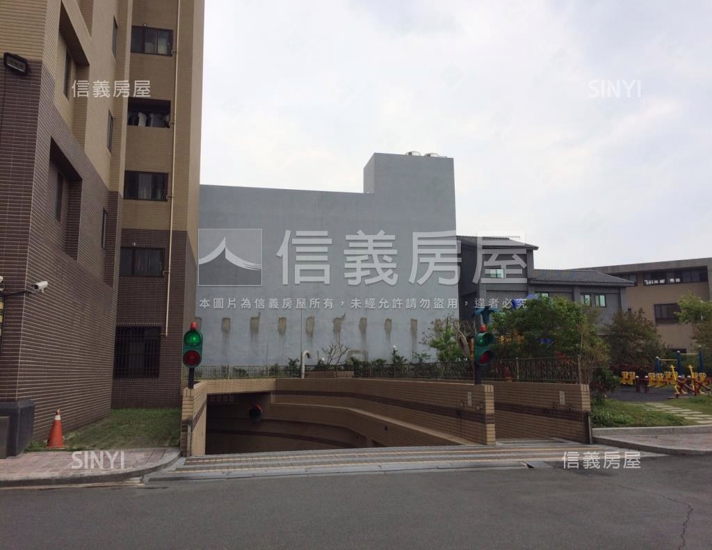 比佛利社區外觀及周邊環境