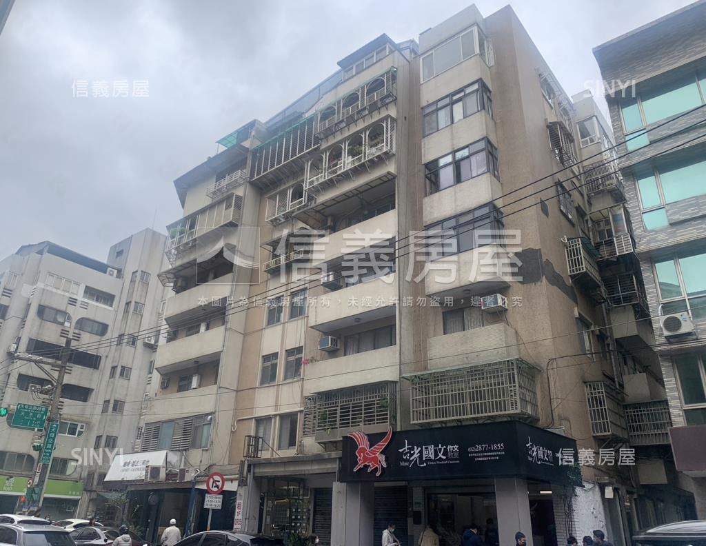 長青莊社區外觀及周邊環境